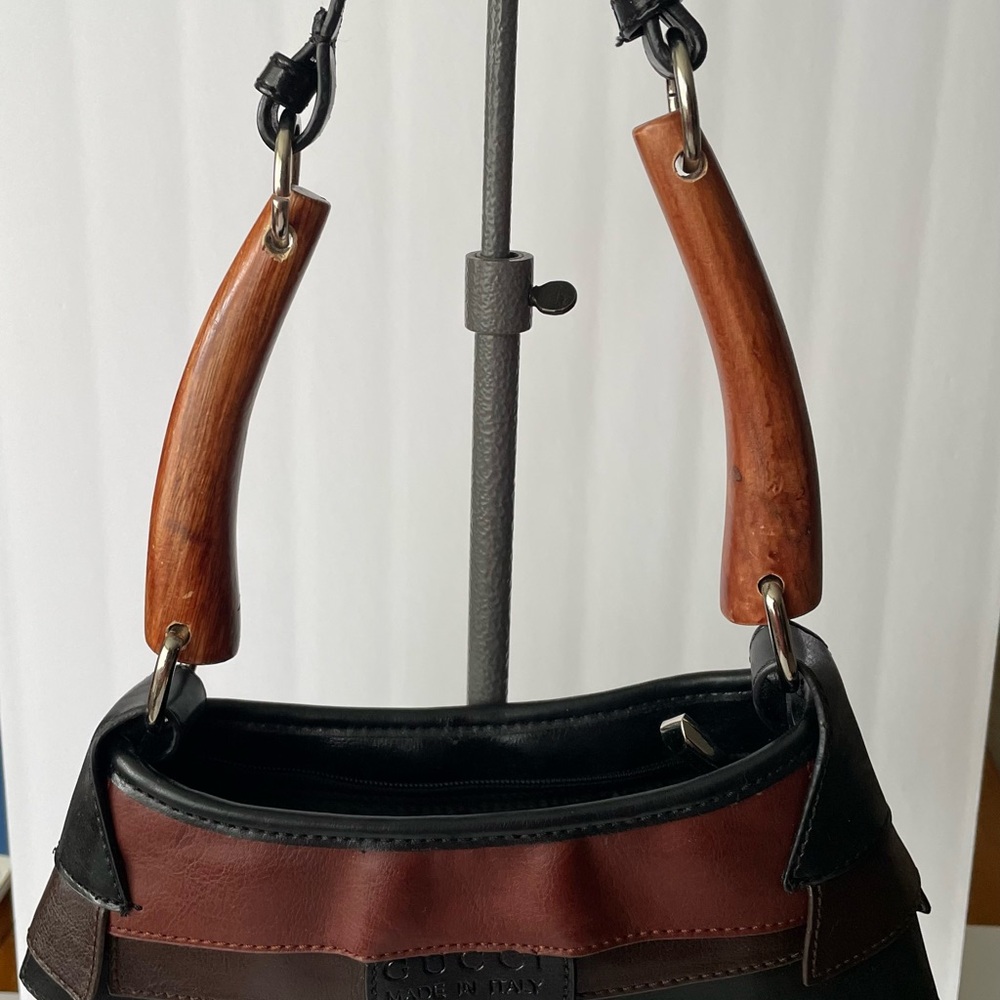 Elegant Black and Brown Leather Handbag